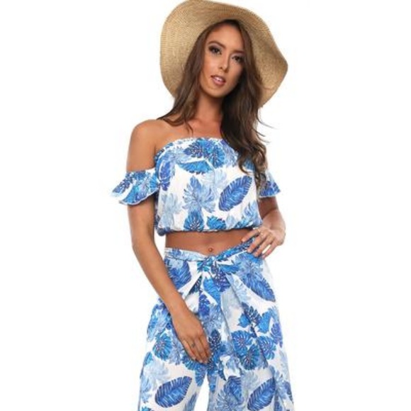 Blue Palms Crop Top - Picture 4 of 4